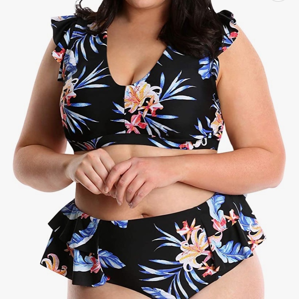 Newest fashion swimsuit for curvy girls